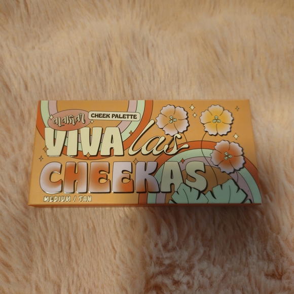 Alamar Viva Las Cheekas - Medium/Tan Cheek Palette NEW - Picture 3 of 5
